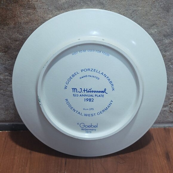 MJ Hummel 12th Annual Decorative Plate Umbrella Boy 1982 Goebel W Germany 1973 - Picture 2 of 10